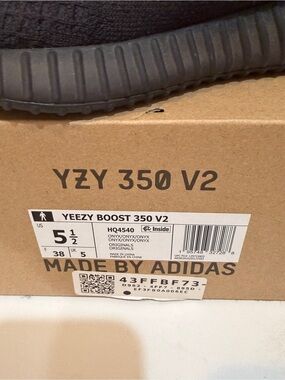 Adidas Yeezy Boost 350 V2 Black Sneakers